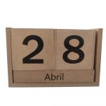 Calendario madeira f,2